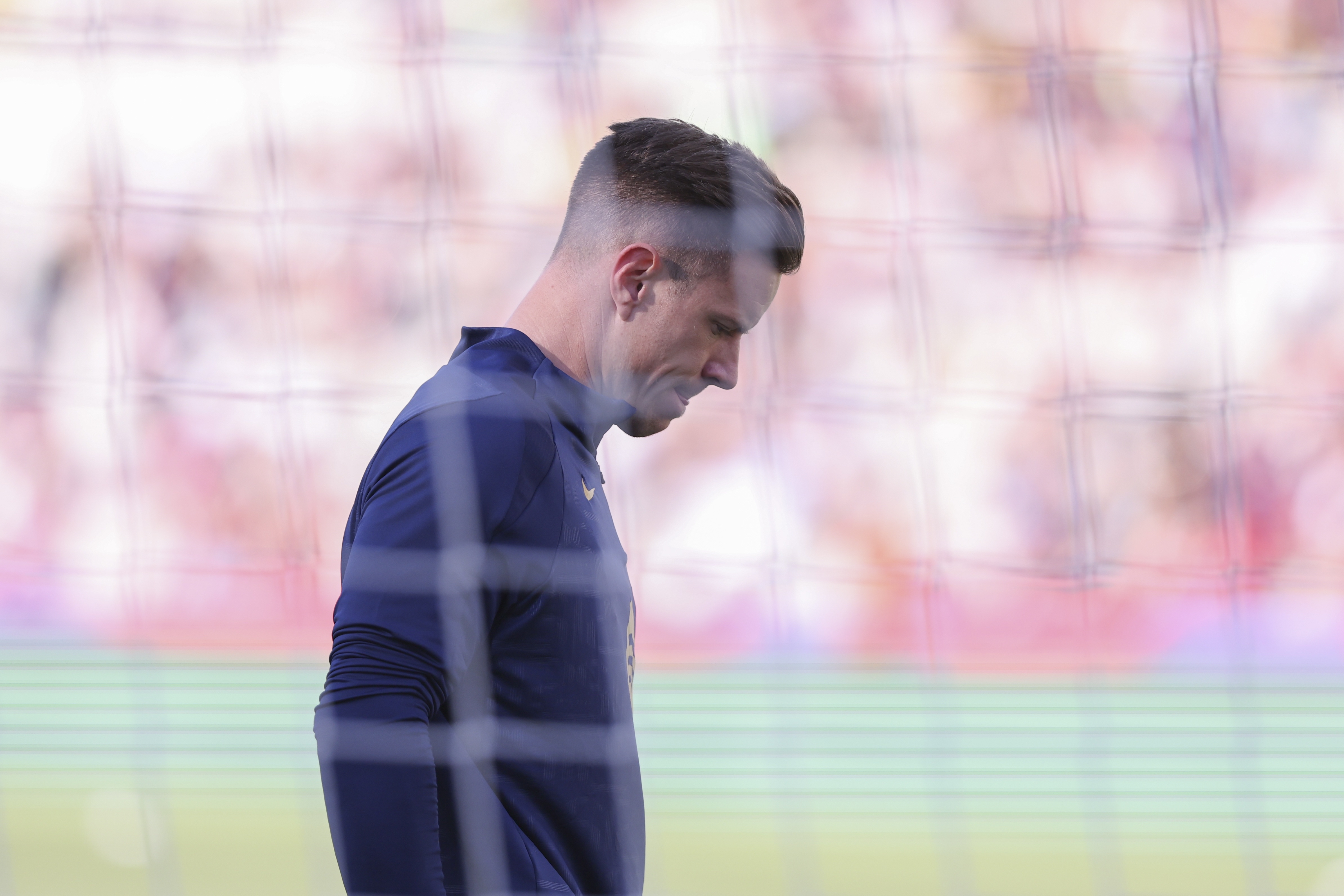 球员因伤退出赛季，球队战力大减的简单介绍